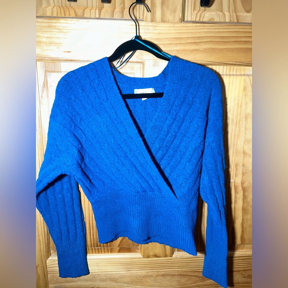 Pink Rose - Crop Top Style Sweater - Small